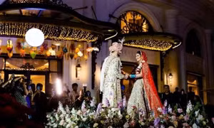 Cận cảnh bối cảnh xa hoa của những đám cưới thượng lưu Ấn Độ tại Vinpearl