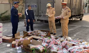 Liên tiếp phát hiện nhiều vụ kinh doanh, vận chuyển hàng hóa nhập lậu