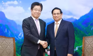 Thủ tướng Phạm Minh Chính tiếp Bộ trưởng Tài chính Nhật Bản Kato Katsunobu