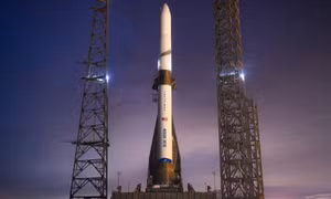 Blue Origin thách thức vị thế độc tôn của SpaceX