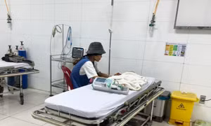 Cháu bé 3 tuổi ở Bình Phước nhập viện nghi do bị bạo hành