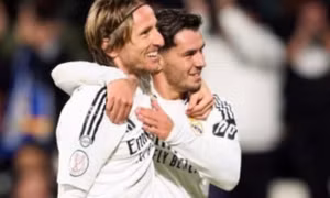 Modric cân nhắc gia hạn hợp đồng với Real Madrid