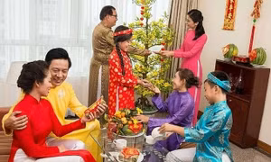 4 điều phụ huynh cần dạy con khi nhận lì xì ngày Tết