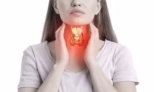 8 dấu hiệu cảnh báo ung thư tuyến giáp