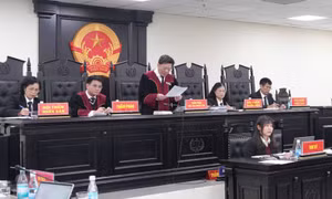 Nhận hối lộ 25 tỉ, cựu chủ tịch Nhà xuất bản Giáo Dục bị tòa tuyên 12 năm tù