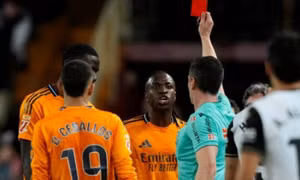 Rõ án phạt La Liga dành cho hành động xấu chơi của Vinicius