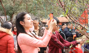 Rộn ràng mùa lễ hội xuân