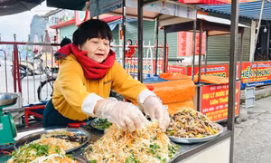 Hoạt động mua bán thực phẩm đã sôi động trở lại 