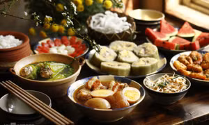 4 thói quen ăn uống ngày Tết hại sức khỏe