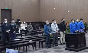 Ông Mai Tiến Dũng lĩnh 30 tháng tù treo
