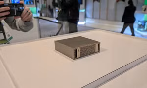 Siêu máy tính AI của Nvidia nhỏ cỡ nào