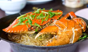 Miến xào cua của Việt Nam được chuyên trang ẩm thực nổi tiếng vinh danh