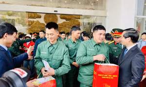 Các địa phương đón quân nhân hoàn thành nghĩa vụ quân sự trở về xây dựng quê hương