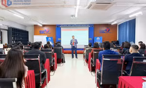  Tổ chức Chương trình đào tạo "Thuế - Kế toán - Pháp lý - Những điều cần biết cho doanh nghiệp vừa và nhỏ"