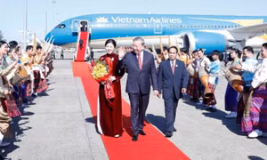 Tổng Bí thư Tô Lâm bắt đầu thăm cấp Nhà nước Cộng hòa Dân chủ Nhân dân Lào