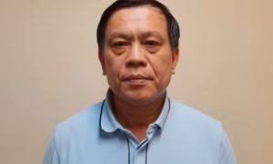 Cựu Thứ trưởng bị cáo buộc gây khó khăn để được hối lộ