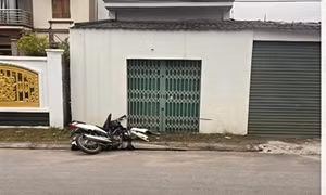 Phóng nhanh lao vào cửa nhà dân ở Hải Phòng, một thiếu niên tử vong