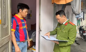 Tăng cường quản lý cư trú, góp phần bảo đảm an ninh từ cơ sở 