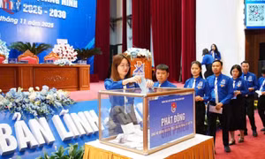 Nghĩa tình người Vùng than 
