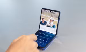 Smartphone gập có tiền đề để bứt phá trong năm 2026