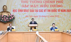 Thủ tướng Phạm Minh Chính gặp mặt, biểu dương học sinh đoạt giải tại các kỳ thi quốc tế