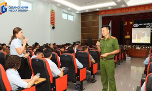 Xây dựng cộng đồng “sạch” ma túy