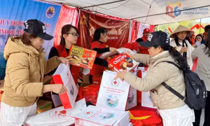 Ấm lòng người yếu thế