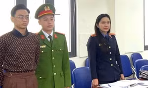 Bắt tạm giam "tổng tài" chỉ đạo đánh người tại quán cà phê