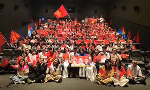 “Tổ quốc trong tim: The Concert Film” Lan tỏa mạnh mẽ tinh thần yêu nước trong các thế hệ