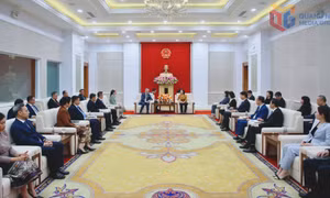 Phó Bí thư Thường trực Tỉnh ủy Trịnh Thị Minh Thanh tiếp Bộ trưởng Bộ Ngoại giao Lào