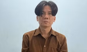 Bắt nghi phạm cướp 2 lắc vàng ở phường Cầu Ông Lãnh chỉ sau 6 giờ gây án