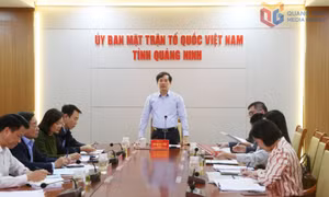 Ban Thường trực Ủy ban MTTQ tỉnh kiểm điểm, đánh giá, xếp loại chất lượng năm 2025