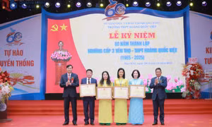 Trường THPT Hoàng Quốc Việt kỷ niệm 60 năm thành lập