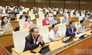 Quốc hội chốt 31/5 hằng năm là Ngày toàn dân tiết kiệm, chống lãng phí