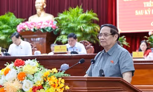 Thủ tướng: Dự kiến đầu tư gần 700 nghìn tỷ đồng cho y tế và giáo dục trong 10 năm tới