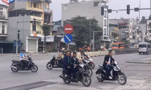 Cần đảm bảo an toàn giao thông tại phường Hà Tu 