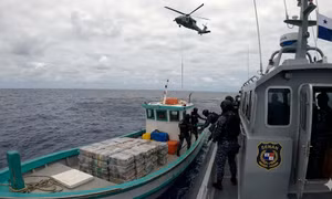 Panama thu giữ hơn 1,4 tấn ma túy ở vùng biển Thái Bình Dương