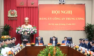 Tập trung xây dựng lực lượng Công an nhân dân cách mạng, chính quy, tinh nhuệ, hiện đại