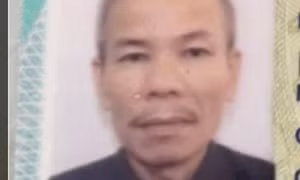 Khóa tay đối tượng đâm trọng thương bảo vệ bệnh viện