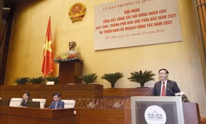 Chủ tịch Quốc hội: Tiếp tục đổi mới, nâng cao hiệu quả hoạt động của Hội đồng nhân dân