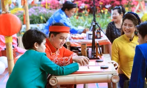 Du lịch Việt đầu Xuân mới khởi sắc tưng bừng khắp ba miền
