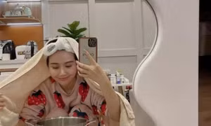 Lương Thu Trang, Minh Hằng và dàn sao Việt liên tiếp mắc COVID-19