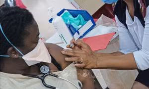 EU thúc đẩy chiến dịch tiêm vaccine ngừa COVID-19 tại châu Phi