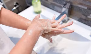 7 nguyên tắc cơ bản giúp bạn phòng tránh các bệnh đường hô hấp trong mùa dịch