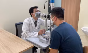 Hội chứng thị giác màn hình do Covid