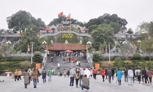 Du lịch mùa lễ hội xuân