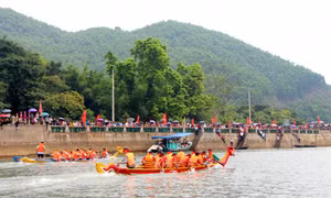 Du xuân trảy hội Miếu Ông - Miếu Bà
