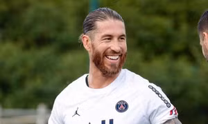 Mất niềm tin, PSG tàn nhẫn với Ramos