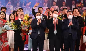 600 đại biểu, văn nghệ sỹ dự 'Hội nghị Diên Hồng' của ngành văn hóa