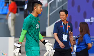 Tuyển Việt Nam chia tay Văn Toản, Mạnh Dũng